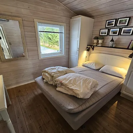 Lidewij - 800m From The Sea By Interhome Strandby